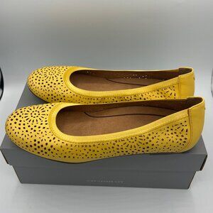 BRAND NEW Vionic Spark Robyn Flat Shoe in BUTTERCUP